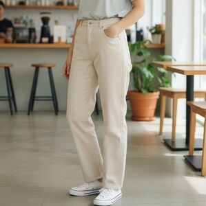 EUC Vintage Size 40 (US 10) Escada Sport Off White Slight Flare Leg Jeans!!